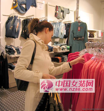 巧用心思 激活顧客購物本能，提升服裝服飾零售業績